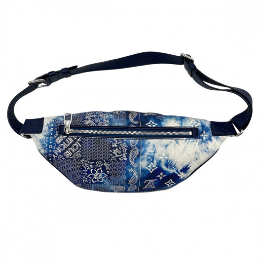 【開店SALE】 LOUIS VUITTON ルイヴィトン ボディバッグ モノグラムバンダナ ディスカバリーバムバッグPM ウエストバッグ ペイズリー柄 かばん 鞄 M20587 ブルー 青 シルバー金具 メンズ【中古品】