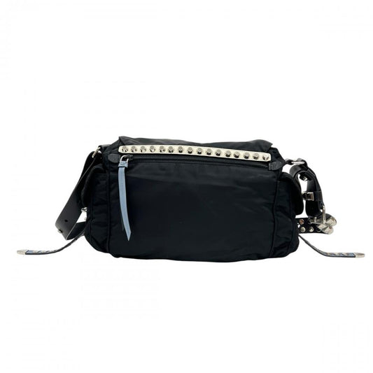 PRADA プラダ ショルダーバッグ スタッズ メッセンジャーバッグ 1BD118 ナイロン ブラック 黒 ライトブルー シルバー金具 レディース【中古品】