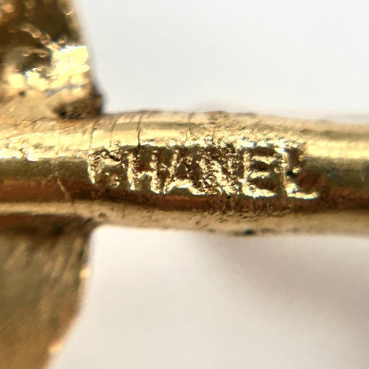 【開店SALE】 CHANEL シャネル ベルト チェーンベルト グリポア ヴィンテージ ファッションアイテム 小物 GP カラーストーン フェイクパール ゴールド マルチカラー レディース【中古品】