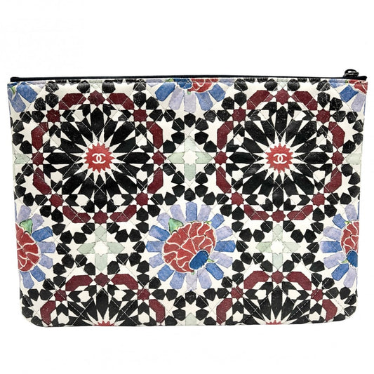 【開店SALE】 CHANEL シャネル クラッチバッグ マトラッセ クリスマス限定 セカンドバッグ レザー ブラック 黒 マルチカラー ガンメタル金具 レディース【中古品】