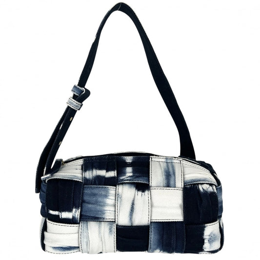 BOTTEGAVENETA ボッテガヴェネタ ショルダーバッグ マキシイントレチャート スモール ブリック カセット デニム ネイビー 紺 ホワイト 白 ゴールド金具 レディース【中古品】