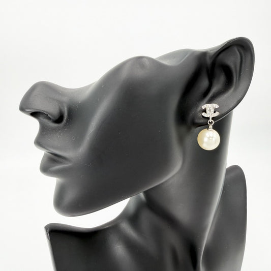 【開店SALE】 CHANEL シャネル ピアス ココマーク アクセサリー スイング GP ラインストーン A13C ホワイト 白 シルバー レディース 約6.4g 2013年【中古品】