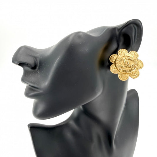 CHANEL シャネル イヤリング フラワーモチーフ ココマーク アクセサリー ヴィンテージ GP 2 8 ゴールド レディース 約22.9g 1993年【中古品】