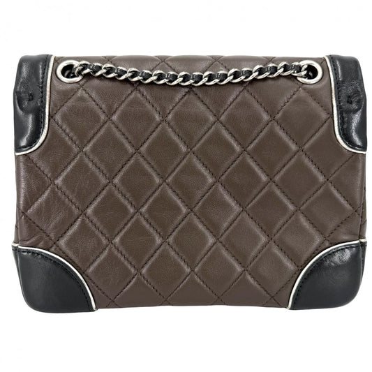 CHANEL シャネル ショルダーバッグ マトラッセ パリ ザルツブルクコレクション チロリアン ダブルチェーン ココマーク ラムスキン ブラック 黒 ブラウン 茶 アンティークシルバー金具 レディース【中古品】