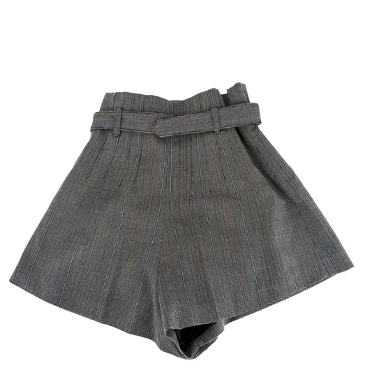 PRADA プラダ パンツ チェック ショートパンツ ボトムス アパレル 服 36 P205IH グレー シルバー金具 オールシーズン バージンウール レディース【中古品】