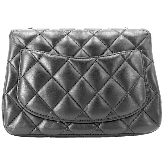 CHANEL シャネル ショルダーバッグ ミニマトラッセ チェーン ターンロック Mini Matelasse ココマーク ラムスキン ブラック 黒 シルバー金具 レディース【中古品】
