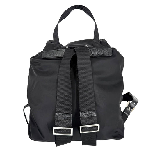 PRADA プラダ リュック バックパック 1BZ677 ナイロン ブラック 黒 シルバー金具 レディース【中古品】