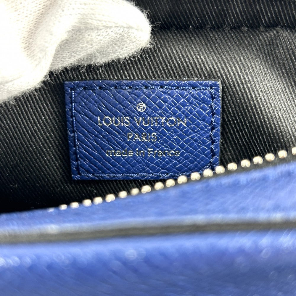 LOUIS VUITTON ルイヴィトン ショルダーバッグ タイガラマ トリオ・メッセンジャー ブルー かばん 鞄 M30848 コバルト シルバー金具 メンズ【中古品】
