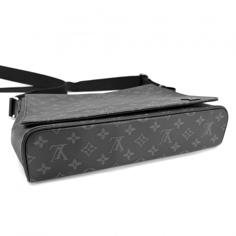 LOUIS VUITTON ルイヴィトン ショルダーバッグ モノグラムエクリプス ディストリクトMM メッセンジャーバッグ M44001 ブラック 黒 シルバー金具 メンズ【中古品】