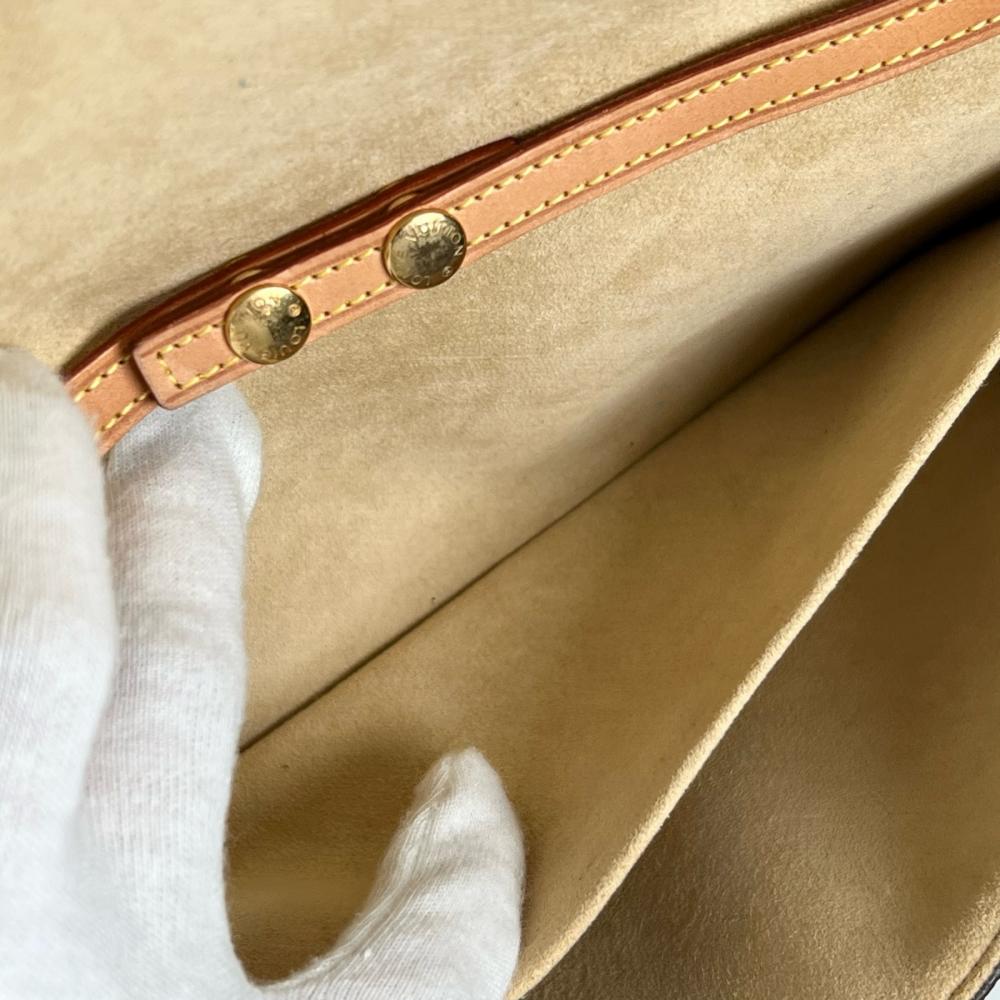 LOUIS VUITTON ルイヴィトン ショルダーバッグ モノグラム ポシェット・ツインGM ポシェット M51852 モノグラムキャンバス ヌメ革 ブラウン 茶 ゴールド金具 レディース【中古品】