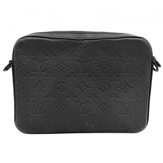 LOUIS VUITTON ルイヴィトン ショルダーバッグ モノグラムシャドウ トリオメッセンジャー ブラック M26713 ノワール ブラック金具 メンズ【中古品】