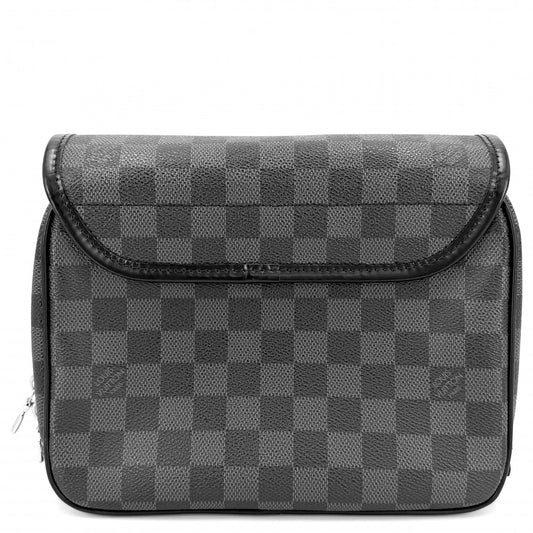 LOUIS VUITTON ルイヴィトン ポーチ ダミエグラフィット トゥルース･サスペンダブル トラベルポーチ N41419 ブラック 黒 シルバー金具 メンズ【中古品】