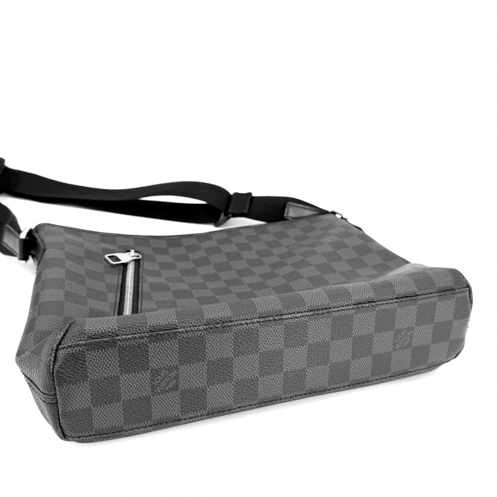 LOUIS VUITTON ルイヴィトン ショルダーバッグ ダミエグラフィット ミックPM N41211 ブラック 黒 シルバー金具 メンズ【中古品】