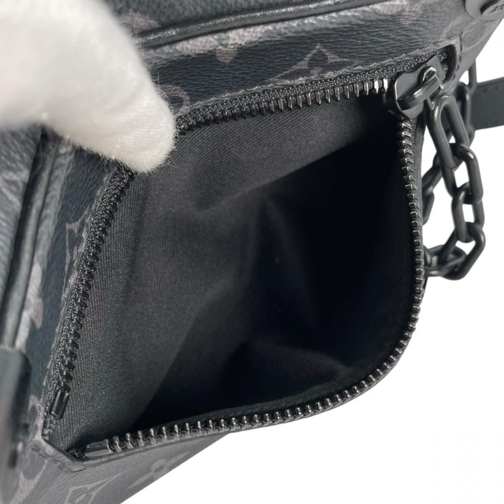 LOUIS VUITTON ルイヴィトン ショルダーバッグ ミニ・ソフトトランク M44735 レザー モノグラムエクリプスキャンバス ブラック 黒 ブラック金具 メンズ【中古品】