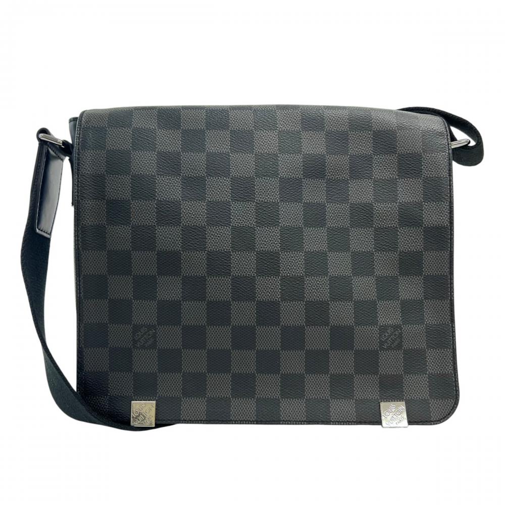 LOUIS VUITTON ルイヴィトン ショルダーバッグ ディストリクト PM ダミエグラフィット N41028 ダミエキャンバス ブラック 黒 グレー シルバー金具 メンズ【中古品】