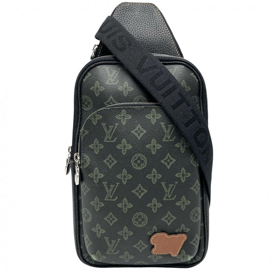 LOUIS VUITTON ルイヴィトン ショルダーバッグ モノグラムレコード アヴェニュー・スリングバッグ ボディバッグ かばん 鞄 M46344 ブラック 黒 グリーン 緑 シルバー金具 メンズ【中古品】