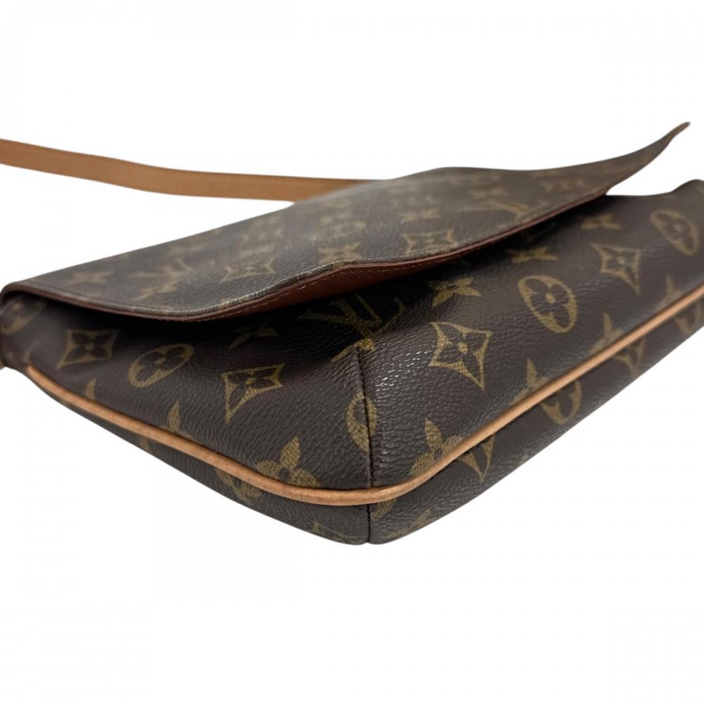 LOUIS VUITTON ルイヴィトン ショルダーバッグ ミュゼット・タンゴショート M51257 モノグラムキャンバス ブラウン 茶 ゴールド金具 レディース【中古品】
