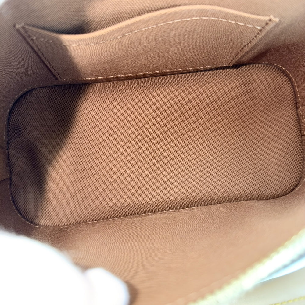 LOUIS VUITTON ルイヴィトン 2WAY アルマBB ショルダーバッグ ハンドバッグ 小さめ ミニバッグ M46990 モノグラムキャンバス ブラウン 茶 ゴールド金具 レディース【中古品】