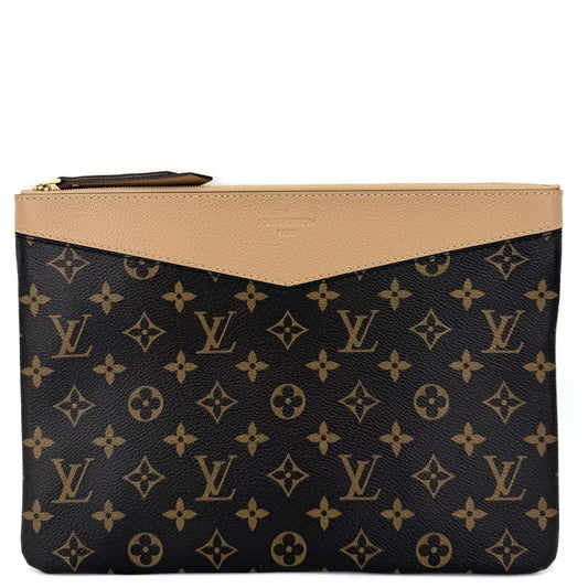 LOUIS VUITTON ルイヴィトン クラッチバッグ デイリーポーチ セカンドバッグ M64591 モノグラムキャンバス ブラウン 茶 ゴールド金具 メンズ【中古品】