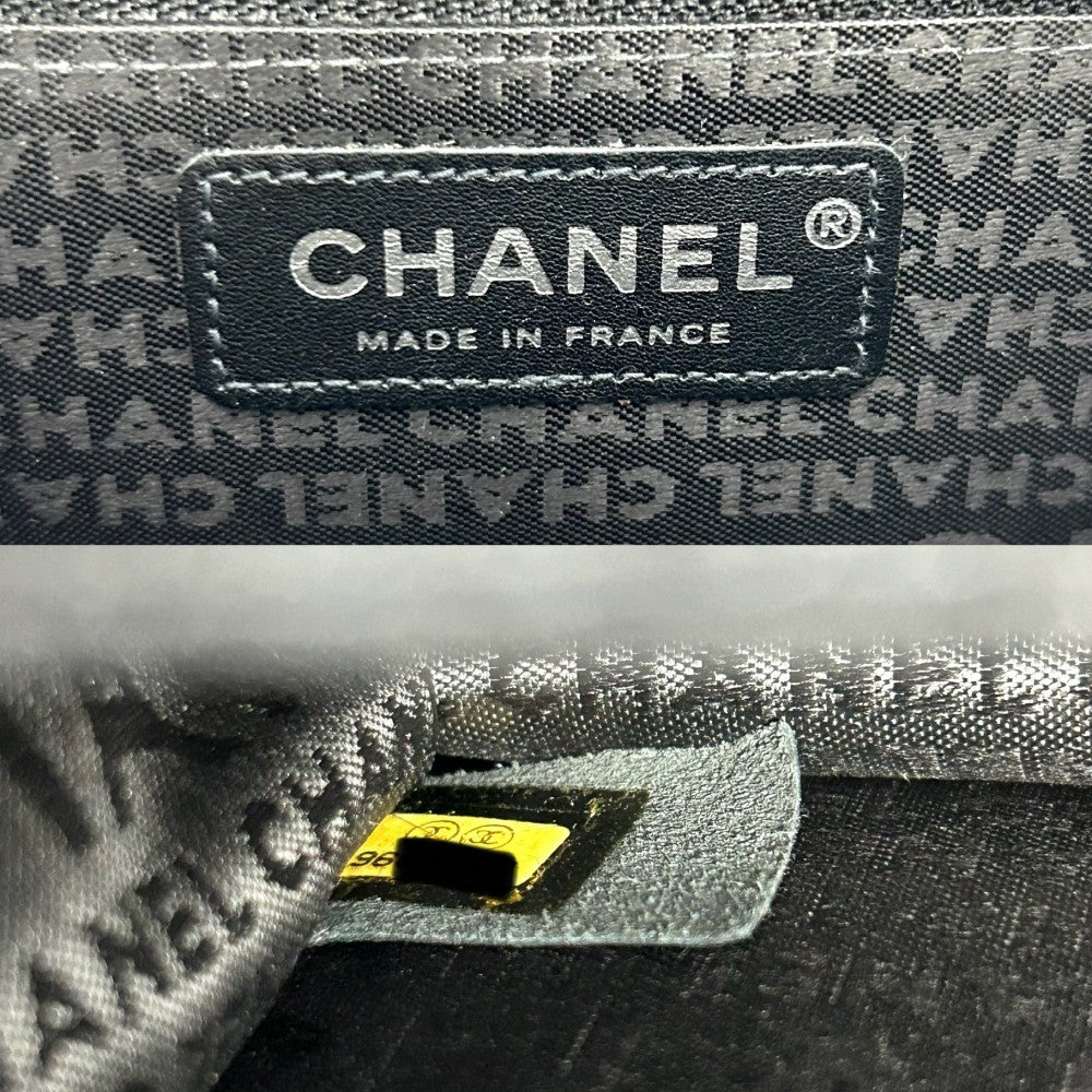 CHANEL シャネル ショルダーバッグ マトラッセ エンブレムワッペン ココマーク チェーンショルダー ココ かばん 鞄 キャンバス レザー ブラック 黒 シルバー金具 レディース【中古品】