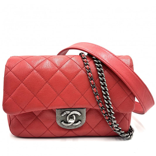 【開店SALE】 CHANEL シャネル ショルダーバッグ マトラッセ チェーン ココ ココマーク かばん 鞄 レザー レッド系 ガンメタル金具 レディース【中古品】