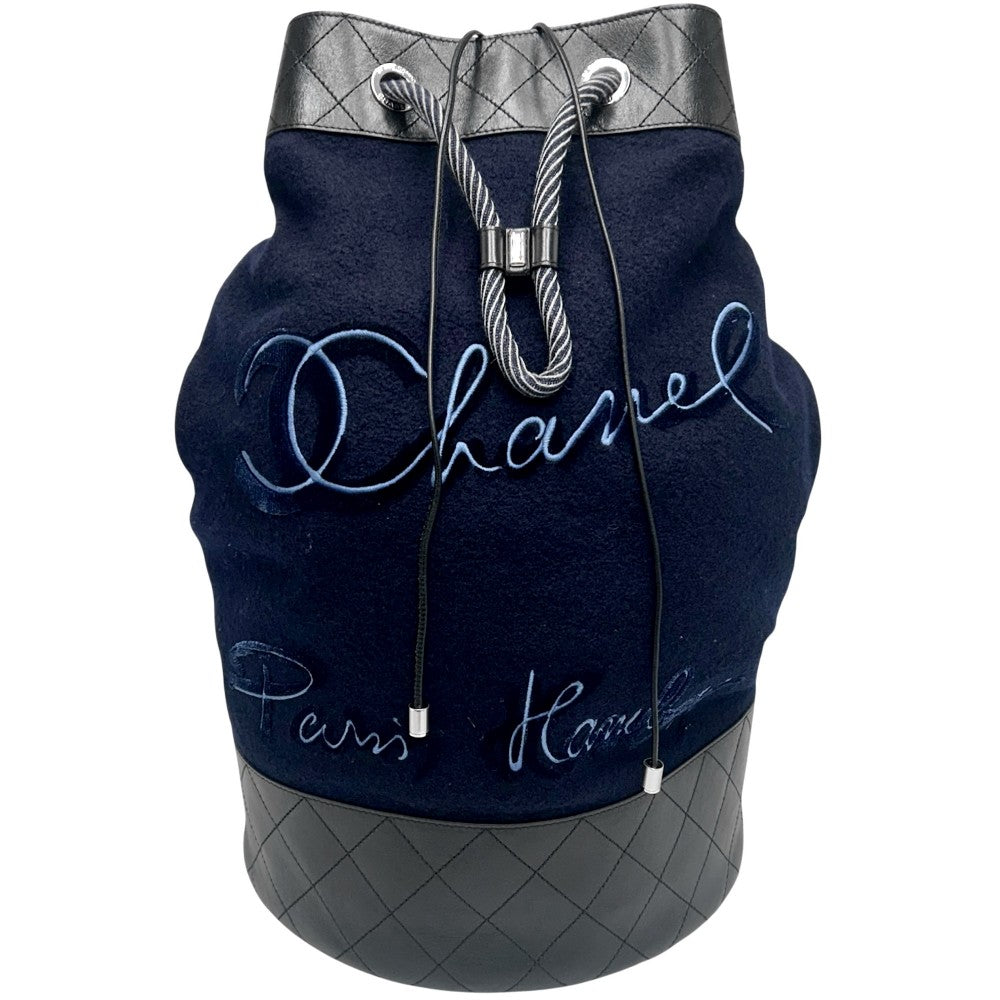 CHANEL シャネル ショルダーバッグ エンブロイダリー ドローストリングスリングバッグ キルティング ココマーク A57519 ウール レザー ネイビー 紺 シルバー金具 レディース【中古品】