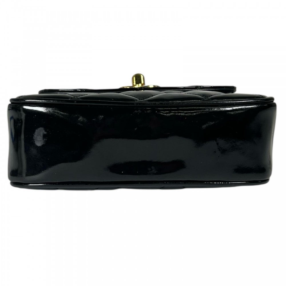 CHANEL シャネル ショルダーバッグ ﾏﾄﾗｯｾ エナメル ブラック 黒 ゴールド金具 レディース【中古品】