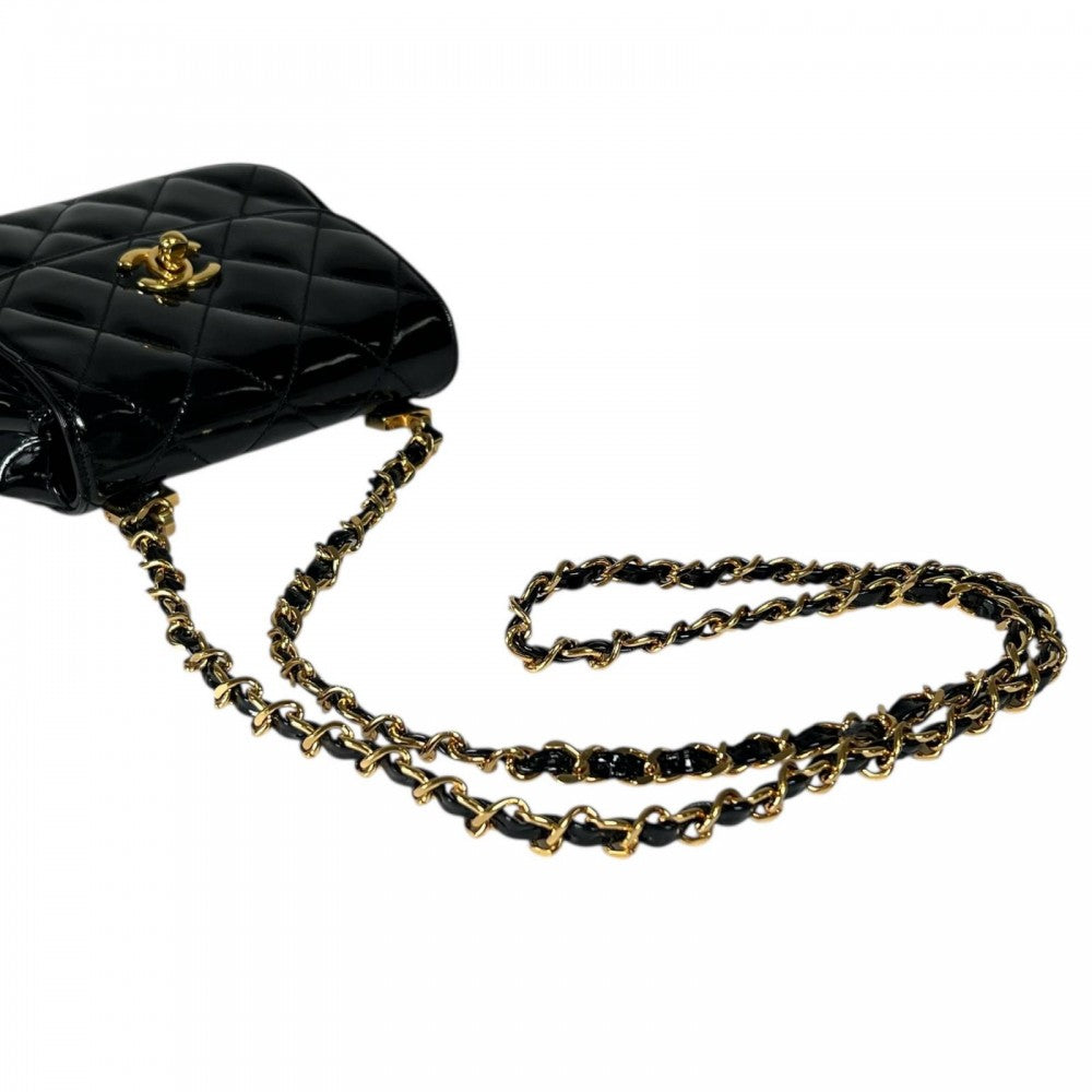CHANEL シャネル ショルダーバッグ ﾏﾄﾗｯｾ エナメル ブラック 黒 ゴールド金具 レディース【中古品】