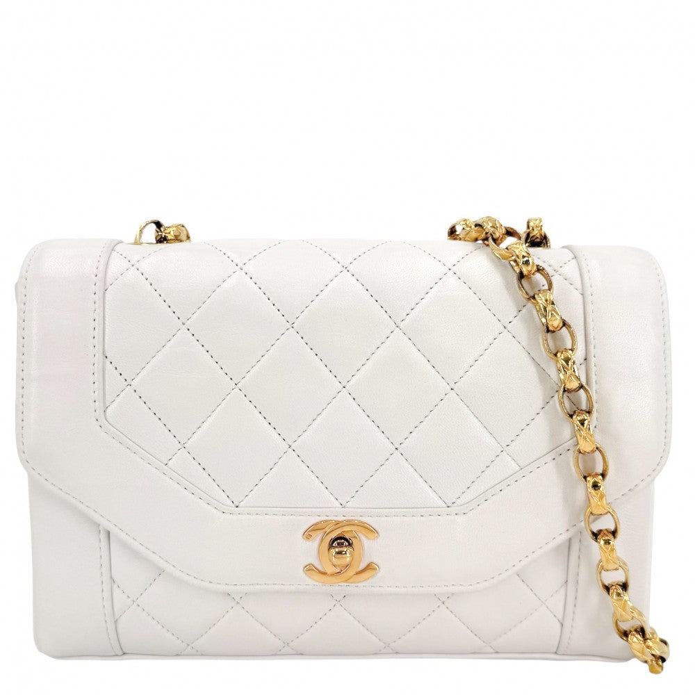 CHANEL シャネル ショルダーバッグ マトラッセ ダイアナ チェーン ココマーク ターンロック ラムスキン ホワイト 白 ゴールド金具 レディース【中古品】