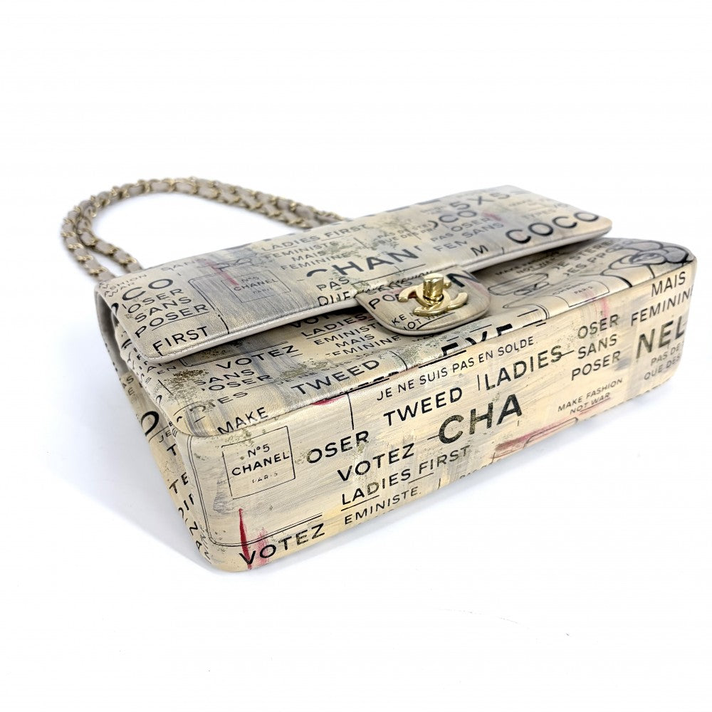 【開店SALE】 CHANEL シャネル ショルダーバッグ ニュースペーパー プリント ダブルチェーン ダブルフラップ ターンロック ハンドバッグ ココ 鞄 かばん レザー ベージュ マルチカラー シルバー金具 レディース【中古品】