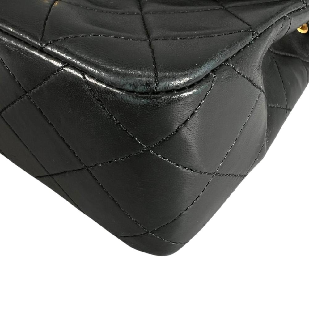 CHANEL シャネル ショルダーバッグ マトラッセ ゴールド金具 1番台 ココマーク ラムスキン ブラック 黒 ゴールド金具 レディース【中古品】