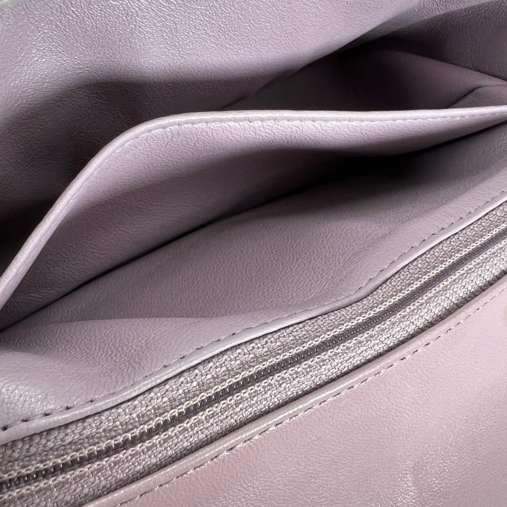 CHANEL シャネル ショルダーバッグ マトラッセ20 シングルフラップ チェーンショルダー 16番台 ココマーク ラムスキン パープル 紫
 シルバー金具 レディース【中古品】