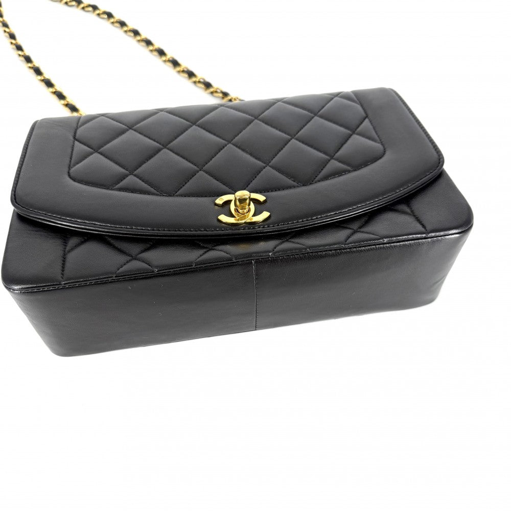 CHANEL シャネル ショルダーバッグ マトラッセ ダイアナ25 チェーン ココマーク ターンロック ラムスキン ブラック 黒 ゴールド金具 レディース【中古品】