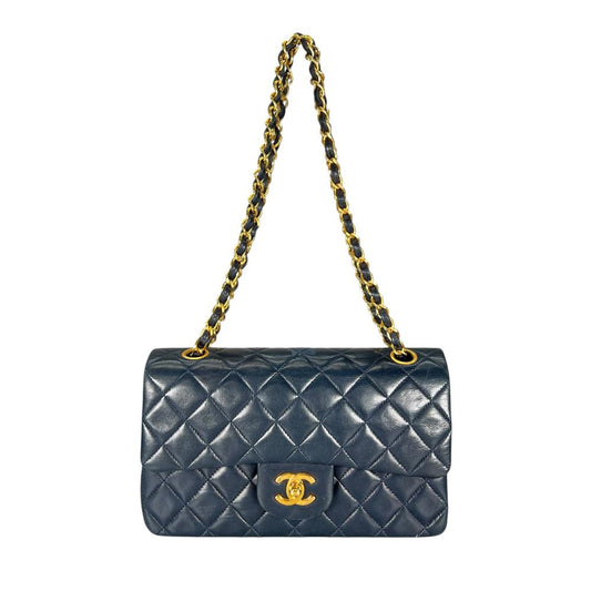 CHANEL シャネル ショルダーバッグ マトラッセ23 ダブルフラップ チェーンショルダー 1番台 ココマーク ラムスキン ネイビー 紺 ゴールド金具 レディース【中古品】
