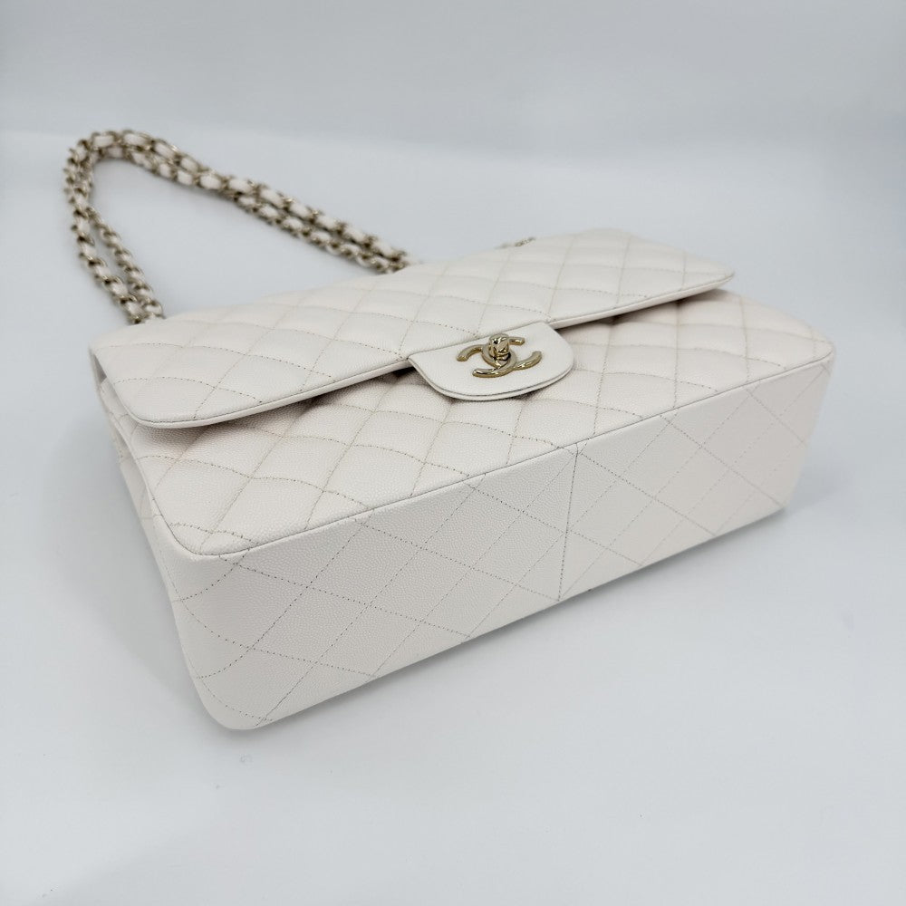 CHANEL シャネル ショルダーバッグ マトラッセ30 ココマーク ターンロック ダブルフラップ ダブルチェーン キャビアスキン ホワイト 白 ゴールド金具 レディース【中古品】