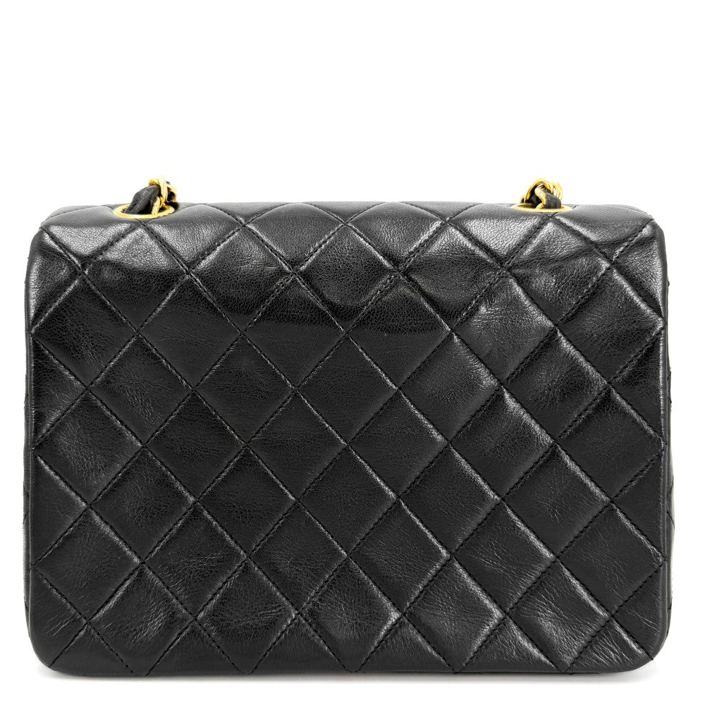 CHANEL シャネル ショルダーバッグ ミニマトラッセ チェーン ターンロック Mini Matelasse ヴィンテージ ココマーク ラムスキン ブラック 黒 ゴールド金具 レディース【中古品】