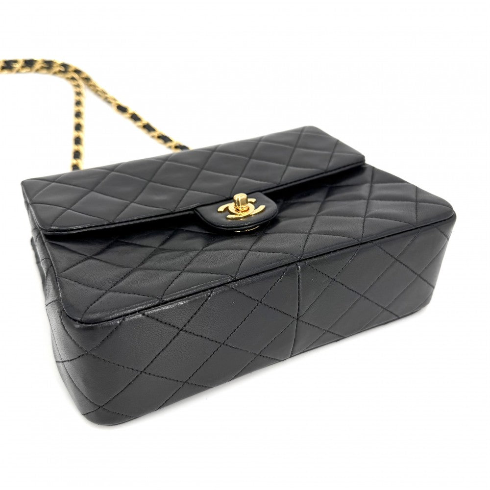 CHANEL シャネル ショルダーバッグ ミニマトラッセ チェーン ターンロック Mini Matelasse ヴィンテージ ココマーク ラムスキン ブラック 黒 ゴールド金具 レディース【中古品】