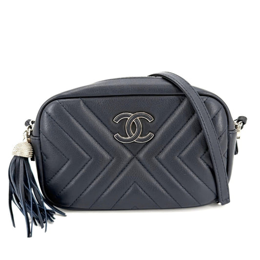 CHANEL シャネル ショルダーバッグ ココマーク フリンジ チェーン シェブロン レザー ネイビー 紺 シルバー金具 レディース【中古品】