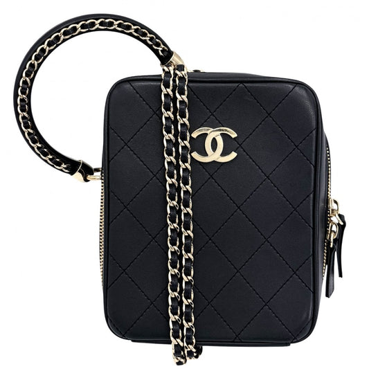 CHANEL シャネル ショルダーバッグ ポシェット ココマーク ハンドバッグ 2WAY マトラッセ レザー ブラック 黒 ゴールド金具 レディース【中古品】