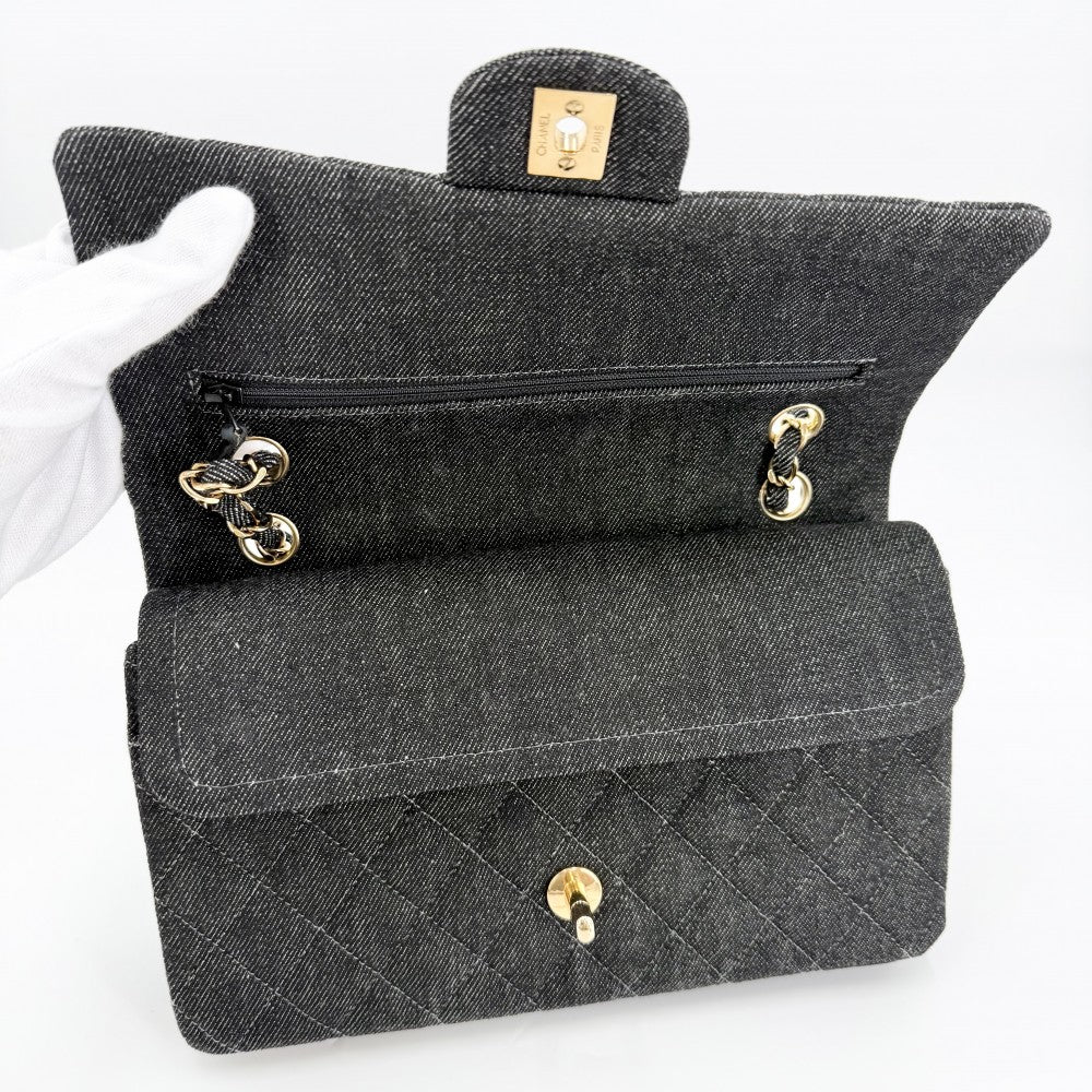 CHANEL シャネル ショルダーバッグ マトラッセ25 ターンロック ダブルフラップ ダブルチェーン ココマーク デニム ブラック 黒 ゴールド金具 レディース【中古品】