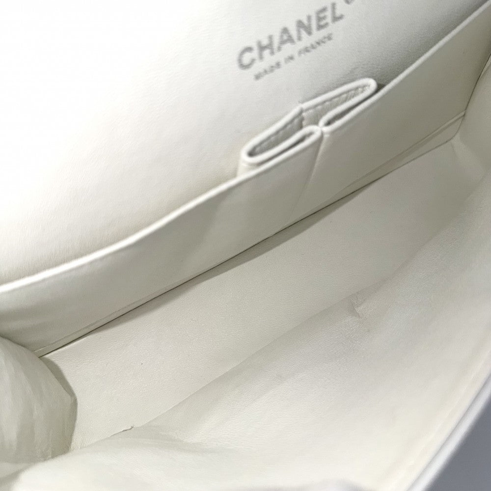CHANEL シャネル ショルダーバッグ マトラッセ25 ダブルチェーン ダブルフラップ ココマーク ターンロック キャビアスキン ホワイト 白 シルバー金具 レディース【中古品】