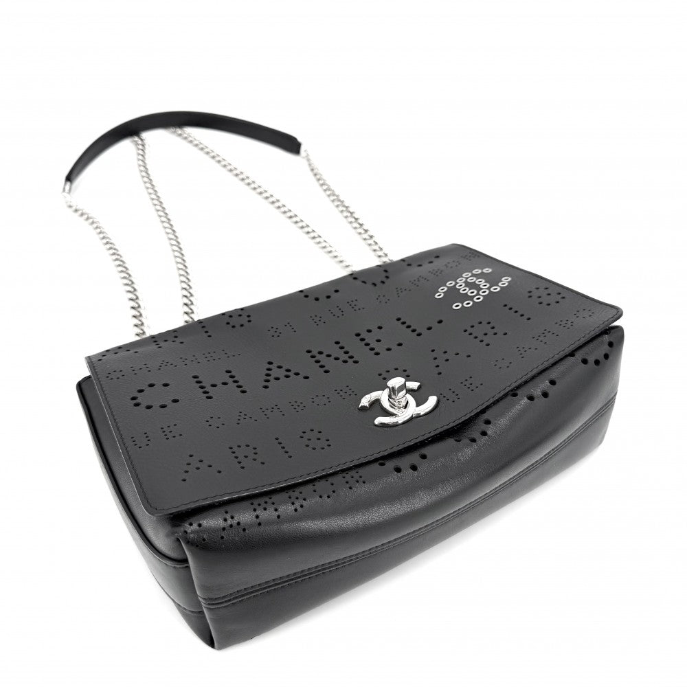 CHANEL シャネル ショルダーバッグ パンチングロゴ チェーンショルダー ココマーク レザー ブラック 黒 シルバー金具 レディース【中古品】