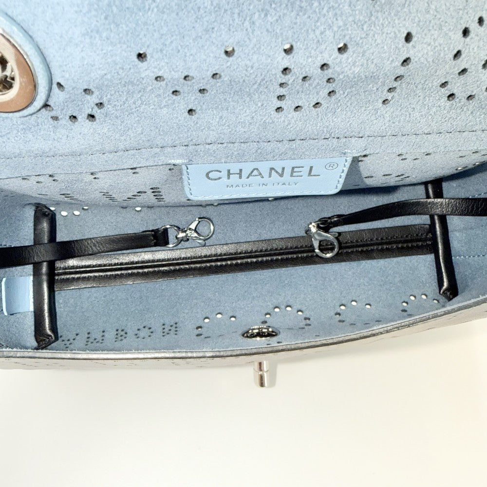 CHANEL シャネル ショルダーバッグ パンチングロゴ チェーンショルダー ココマーク レザー ブラック 黒 シルバー金具 レディース【中古品】