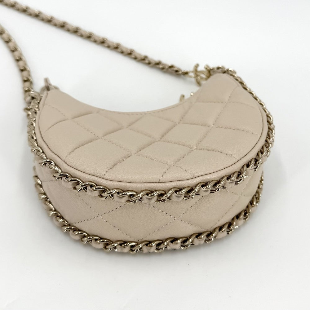 CHANEL シャネル ショルダーバッグ ミニホーボー ココマーク マトラッセ ポシェット ラムスキン ベージュ ゴールド金具 レディース【中古品】