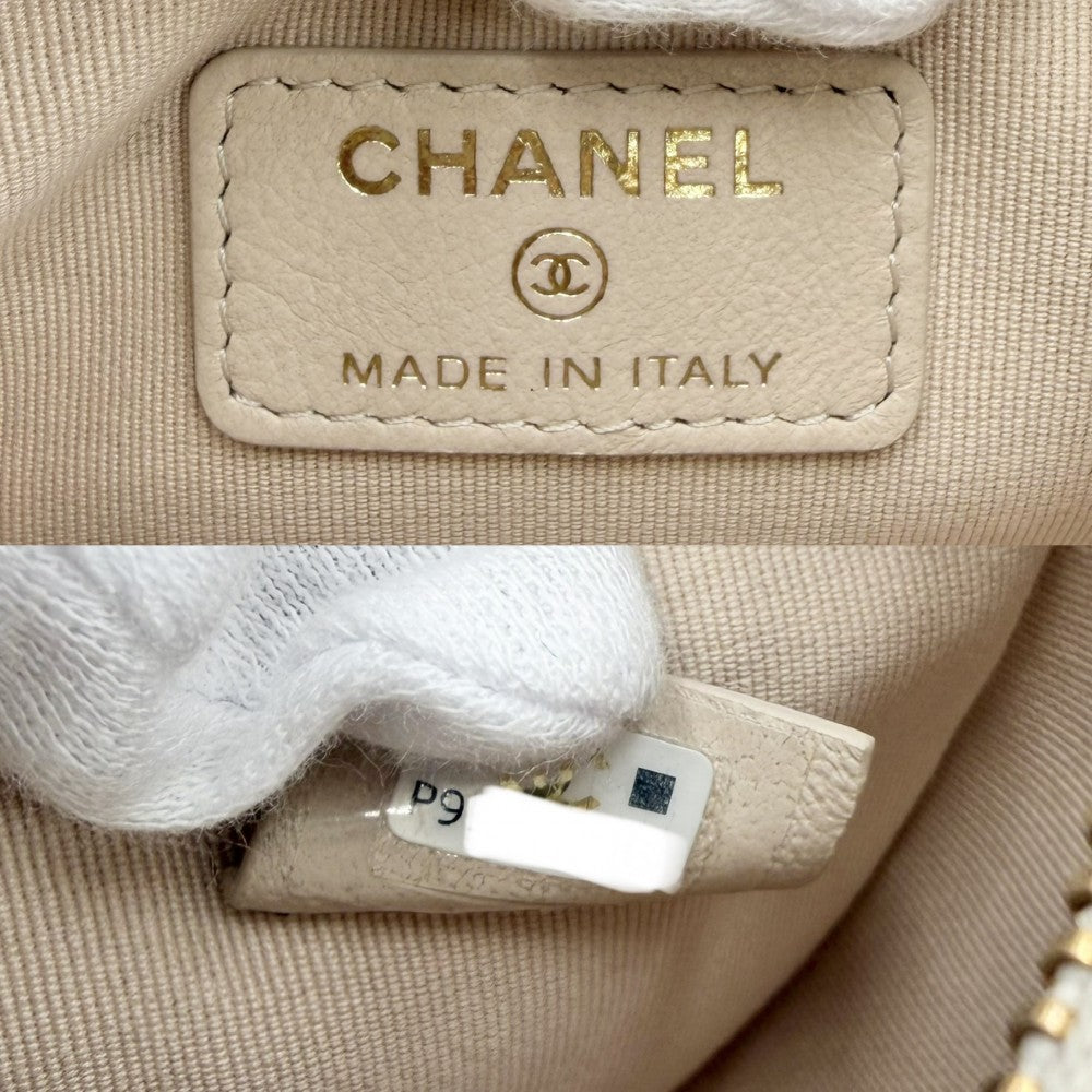 CHANEL シャネル ショルダーバッグ ミニホーボー ココマーク マトラッセ ポシェット ラムスキン ベージュ ゴールド金具 レディース【中古品】