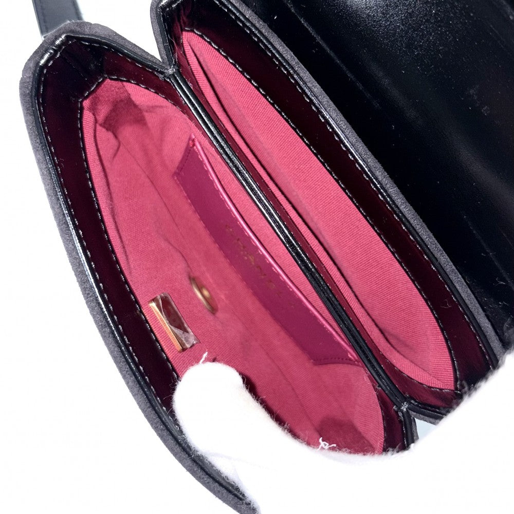 CHANEL シャネル ショルダーバッグ ミニマトラッセ チェーン ターンロック Mini Matelasse ココマーク レザー スエード ブラック 黒 ゴールド金具 レディース【中古品】