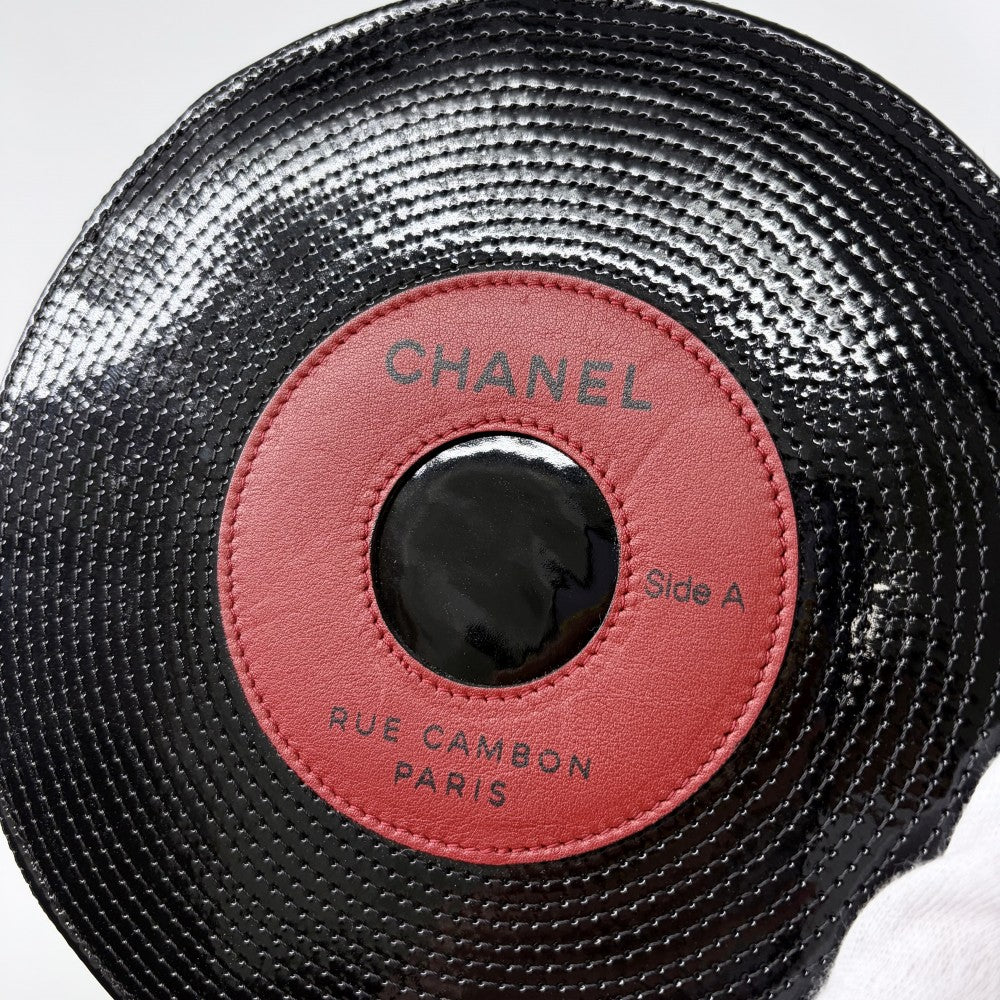 CHANEL シャネル クラッチバッグ レコード チェーン ポーチ パテントレザー ブラック 黒 ゴールド金具 レディース【中古品】