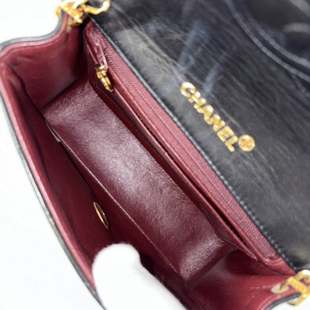 CHANEL シャネル ショルダーバッグ ミニマトラッセ チェーン ターンロック Mini Matelasse ヴィンテージ ココマーク ラムスキン ブラック 黒 ゴールド金具 レディース【中古品】