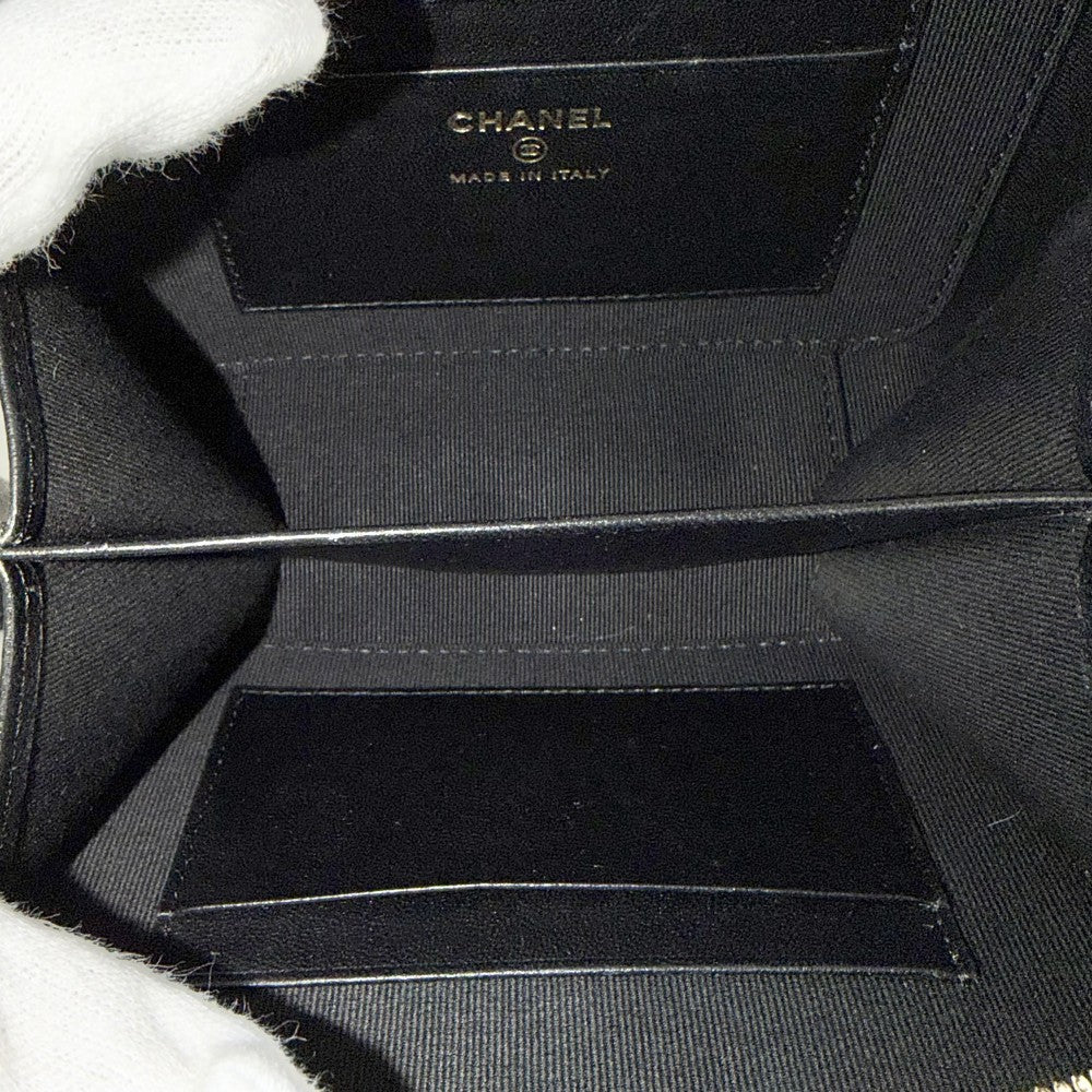 CHANEL シャネル ショルダーバッグ マトラッセ ミニ ロゴ チェーンショルダー ココマーク 小さめ カメラバッグ ラムスキン ブラック 黒 ゴールド金具 レディース【中古品】