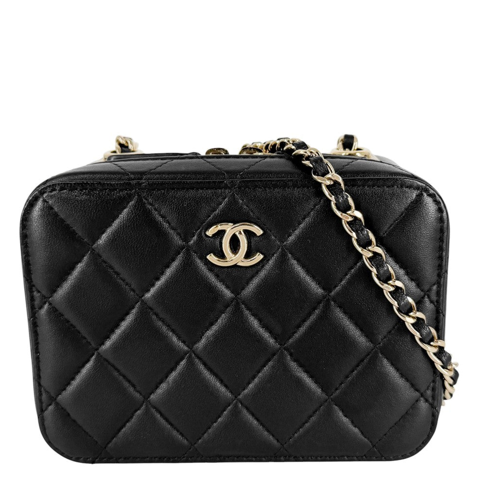 CHANEL シャネル ショルダーバッグ マトラッセ ミニ ロゴ チェーンショルダー ココマーク 小さめ カメラバッグ ラムスキン ブラック 黒 ゴールド金具 レディース【中古品】